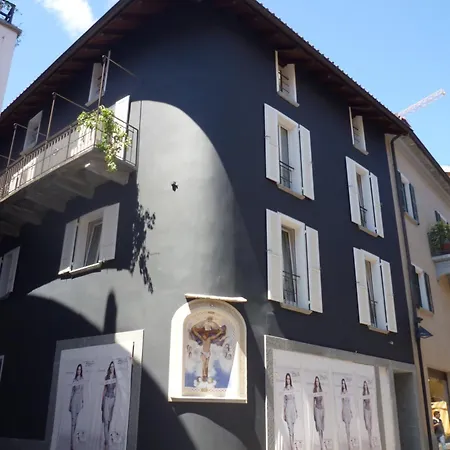 Della Ruga Ascona